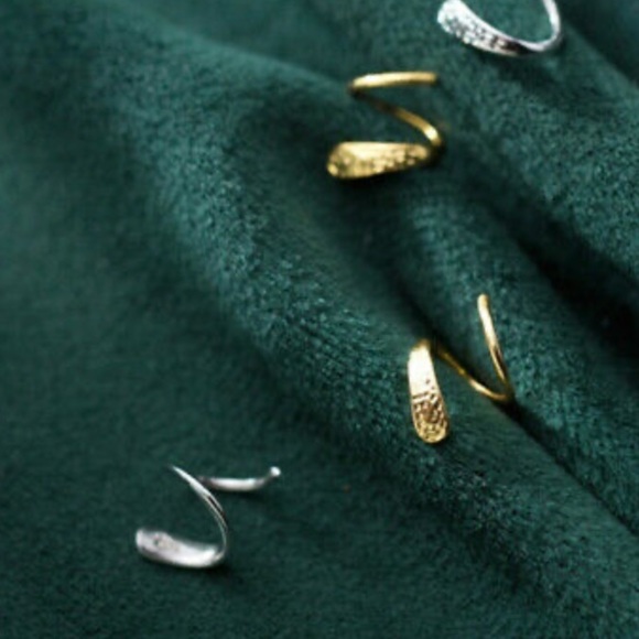 NEW Sterling silver/18k gold plated earrings - Picture 7 of 8